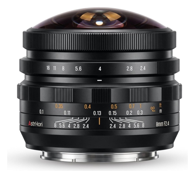 AstrHori MF 8mm F2.4 für Hasselblad XCD in der Seitenansicht