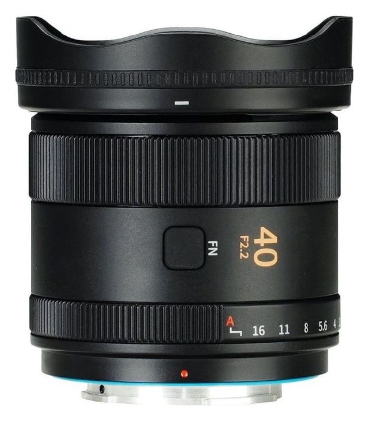 Sirui Swift 40mm F2.2 mit Streulichtblende