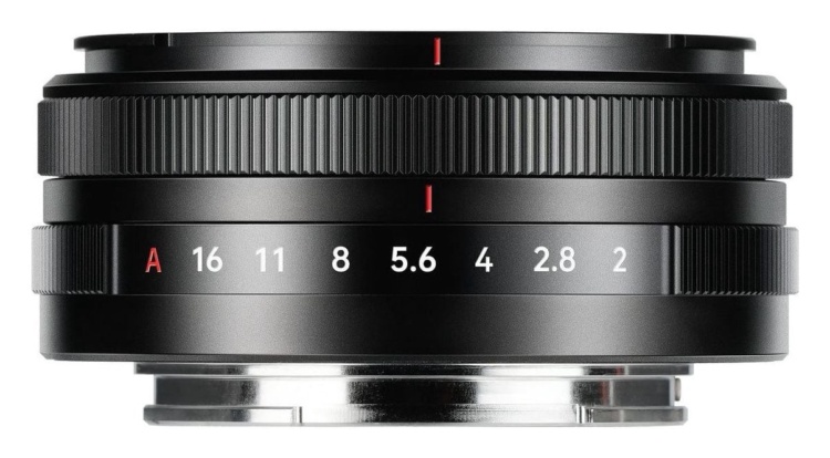 7Artisans AF 18mm f/2 von der Seite mit Blendenring